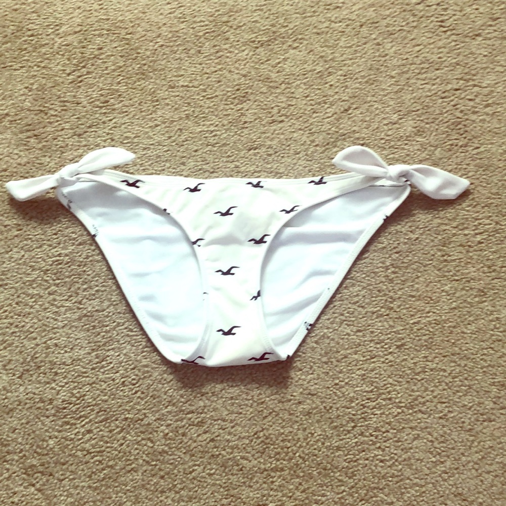 Bikini bottoms